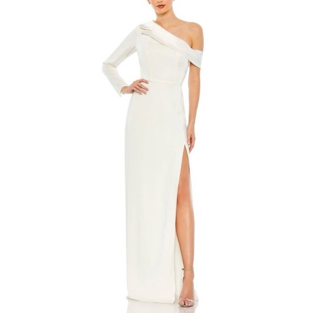 Mac Duggal White Drop Collared Shoulder One Sleeve Maxi Wedding Gown - Reemoly